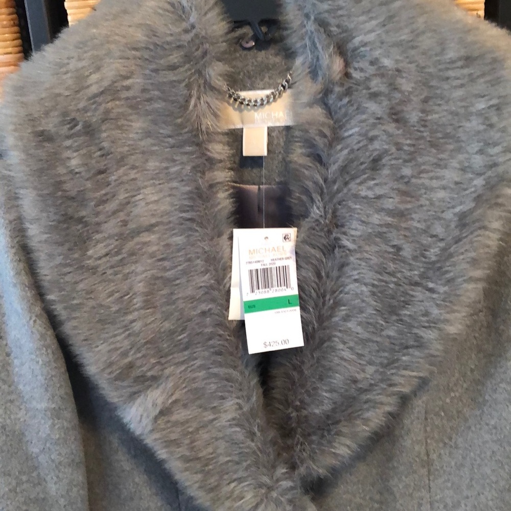 Beautiful Michael Kors wool blend coat - Picture 3 of 8